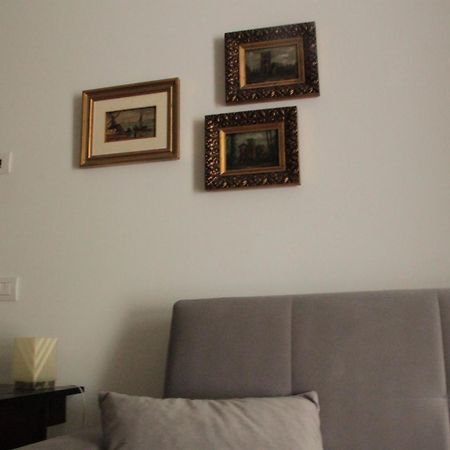 Apartment Downtown Florence, Moderno Con Giardino ภายนอก รูปภาพ