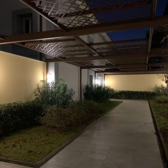 Apartment Downtown Florence, Moderno Con Giardino ภายนอก รูปภาพ