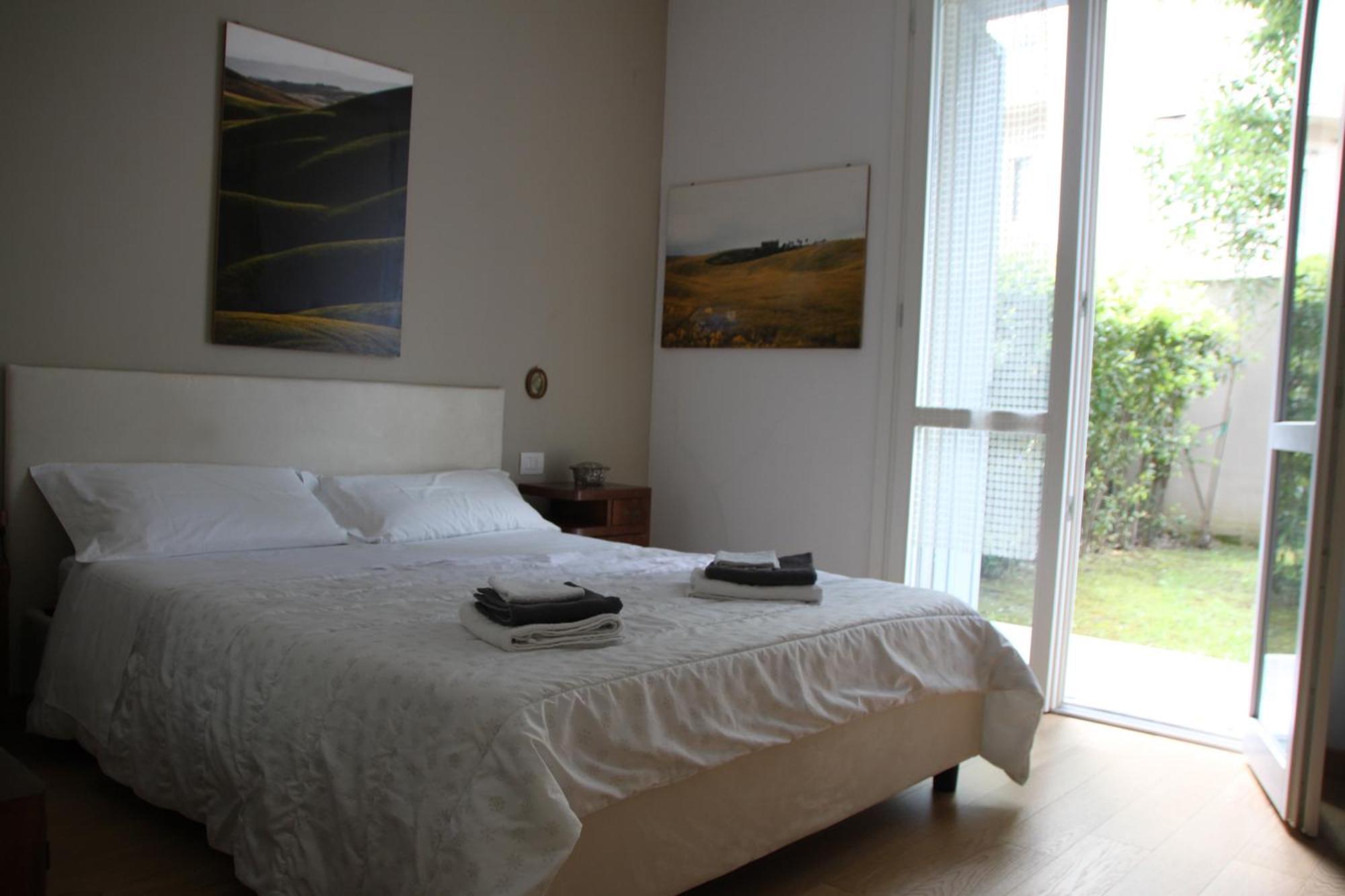 Apartment Downtown Florence, Moderno Con Giardino ภายนอก รูปภาพ